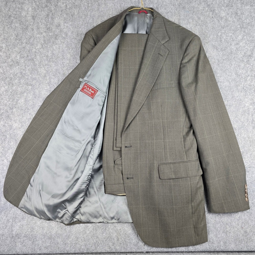 Jos A Bank Executive Suit Mens 44R 38x30 Brown Plaid 2 Button Pleated USA Vtg